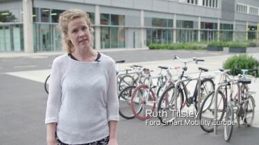 Now That’s a Bright Idea! Cycling Jacket Prompts Riders t...